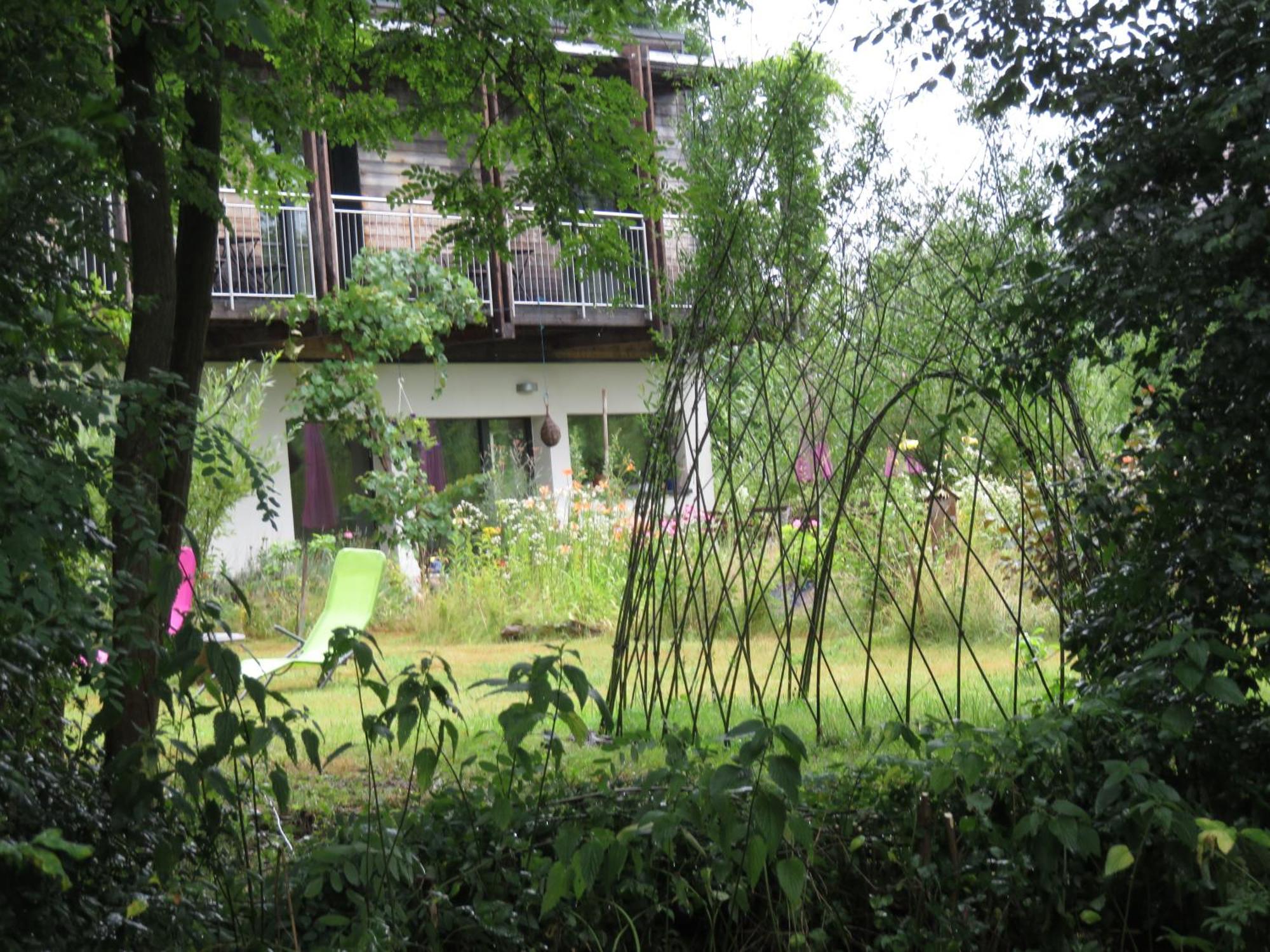 Les Gourmandises Bio Bed & Breakfast Recologne  Exterior photo