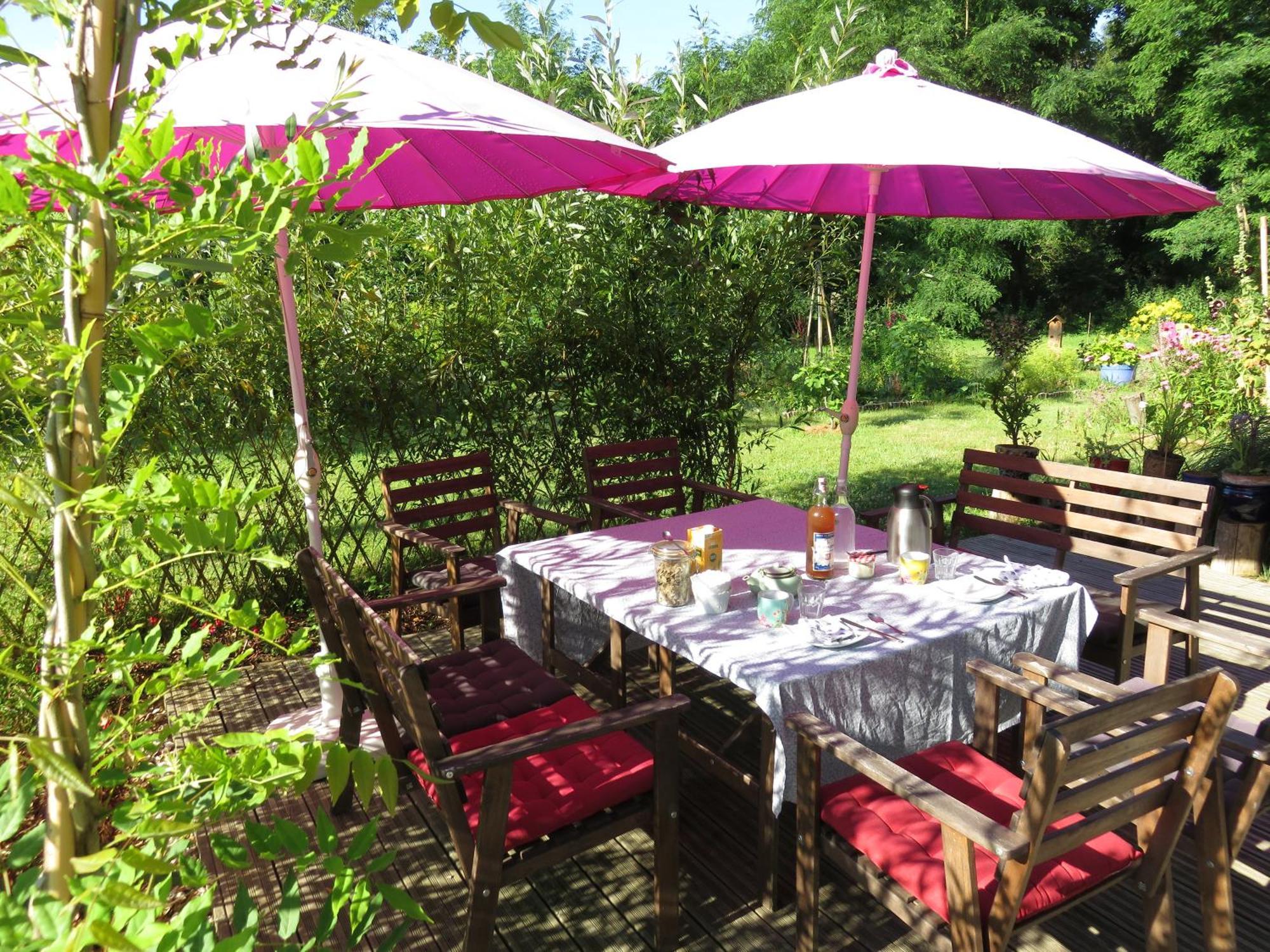 Les Gourmandises Bio Bed & Breakfast Recologne  Exterior photo